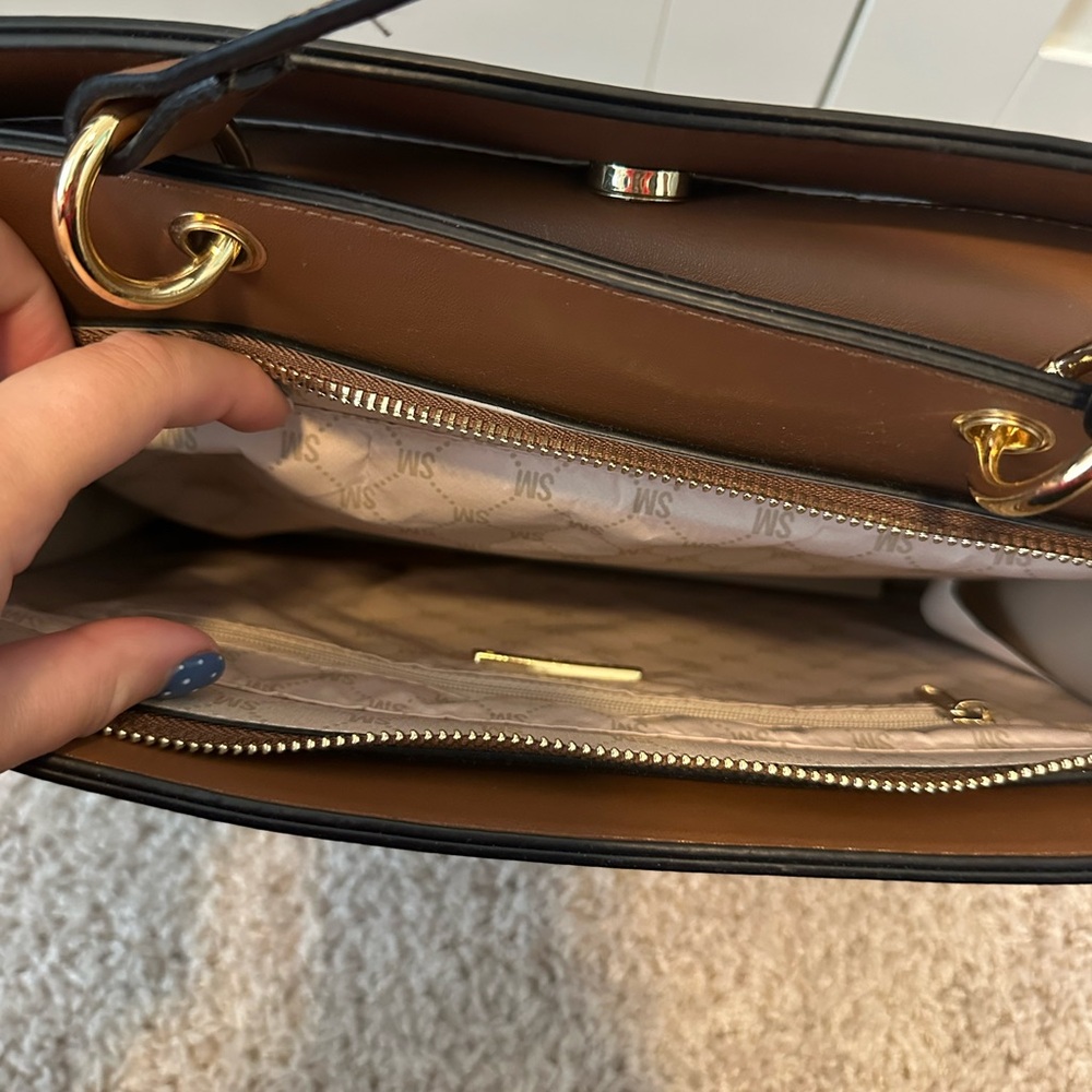 Steve Madden Evelyn Brown Crossbody Bag - Picture 7 of 8